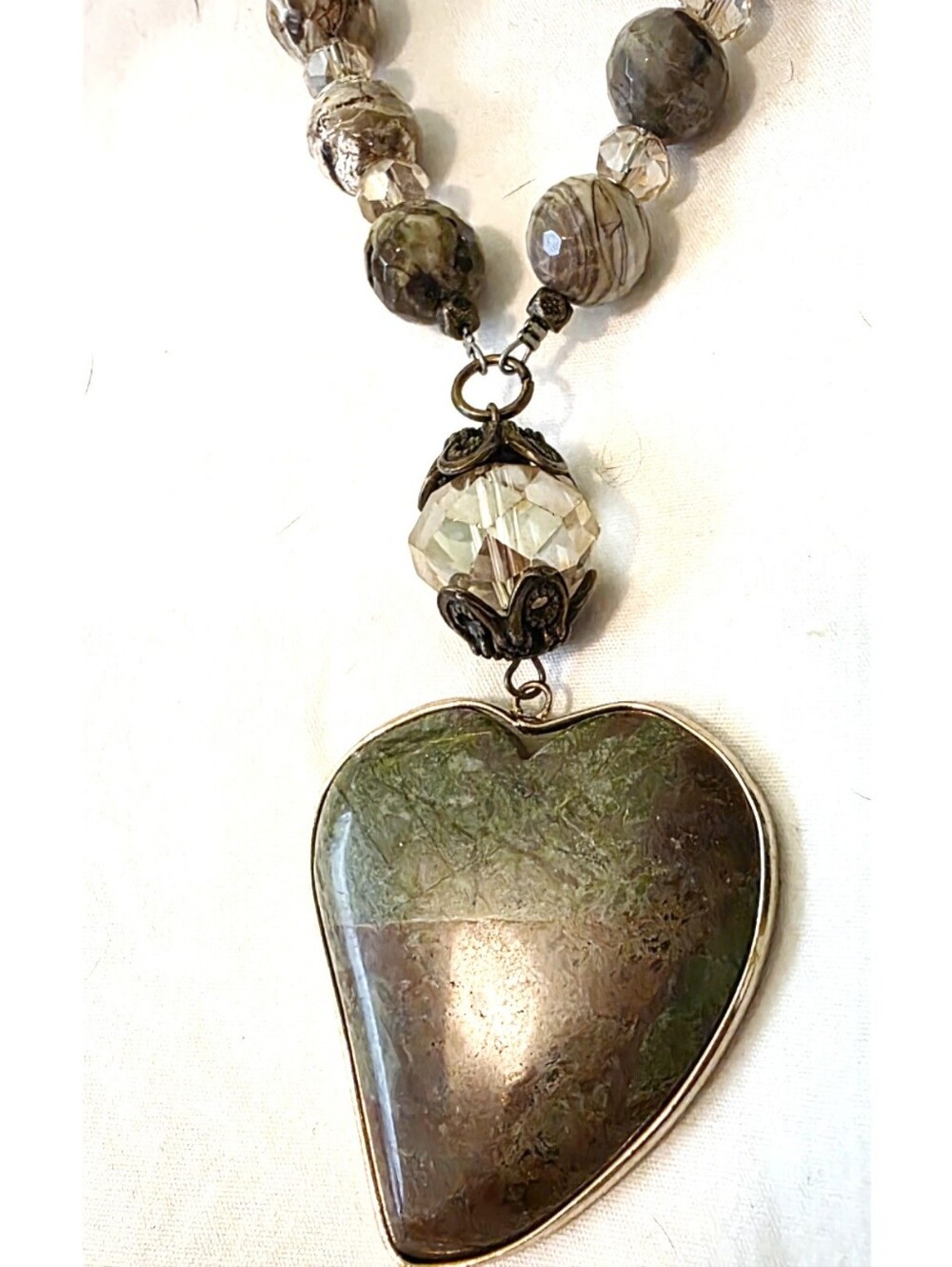 CAROL SU Jasper Heart Crystal & Stone Necklace - Picture 2 of 5